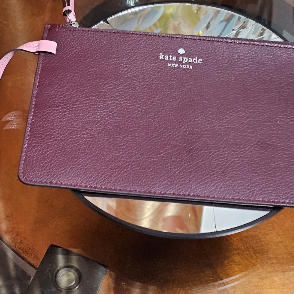 Kate ♠️Spade  Maroone Wristlet (Nwot) - Picture 5 of 9